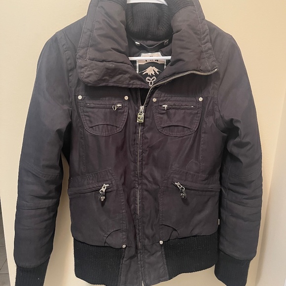 Aritzia Winter Jacket - Picture 1 of 3